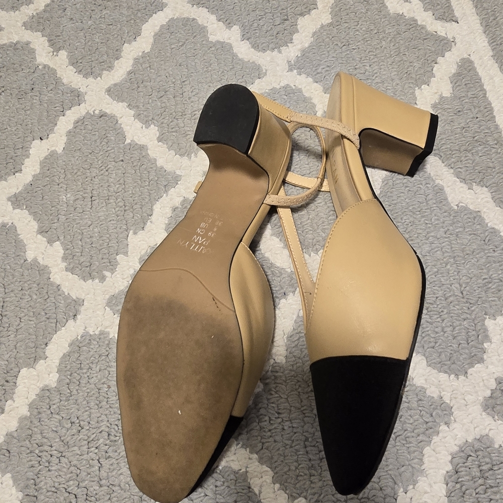 Kaitlyn Pan Women's Beige and Black Lambskin Leather Slingback Mid Heel - Picture 6 of 7